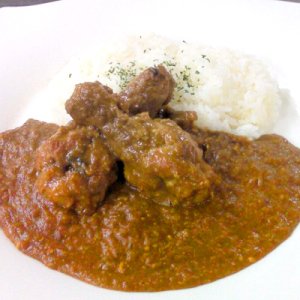 画像2: 大山産ハーブチキンと梨のスパイシーカレー（レトルト）1食入り